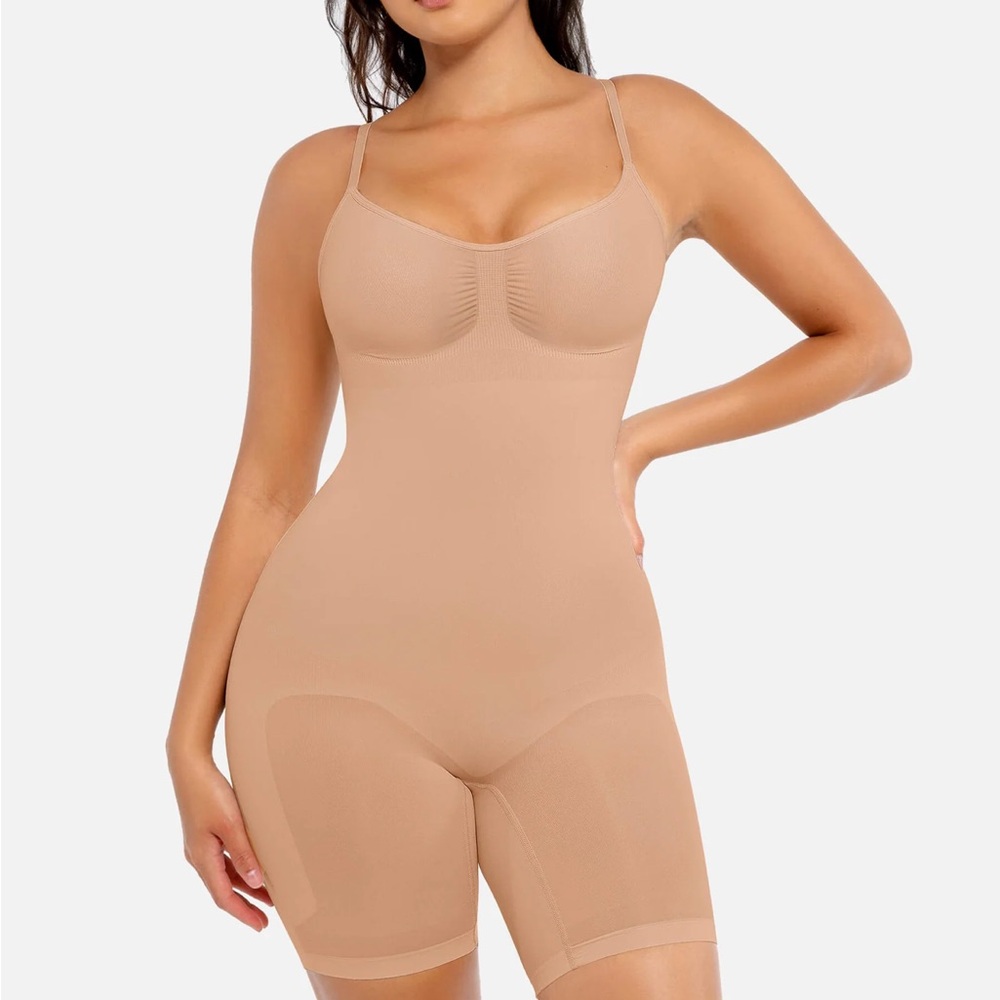 Seamless Shapewear Bodysuit in Tan - Picture 7 of 9